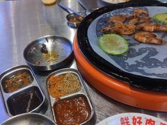 -哈哈碳都·牛肋条无限自助烤肉(宝龙店)