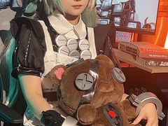 -米游妙妙屋cosplay换装自拍摄影体验馆
