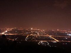 -鬼笑石后山停车场