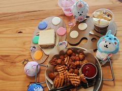 -J Create城市露营咖啡·简餐·宠物(上海动物园店)