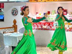 -巴扎美食·新疆菜·西域歌舞表演餐厅(新疆大厦店)