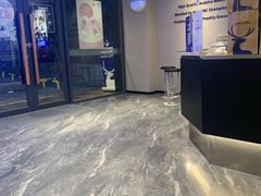 -瑞幸咖啡(田贝地铁站D出入口店)