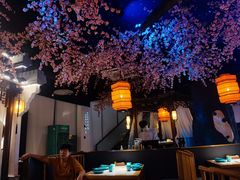 -荷塘秋月·本帮江浙菜(国权路店)