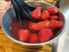 丹东草莓-KAOKAO烤烤·丹东海鲜烧烤(望京店)