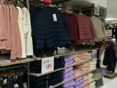 -优衣库(上海正大广场店)