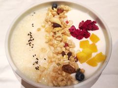 米釀鲜果酸奶-丝路金桃·新疆菜(徐汇店)