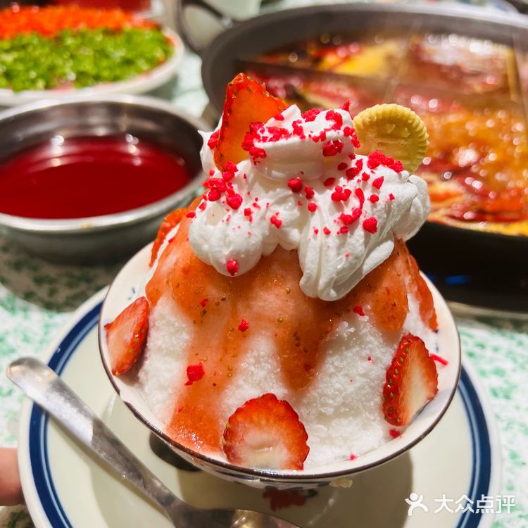 让我心仪许久的鸿姐重庆重油六宫格火锅