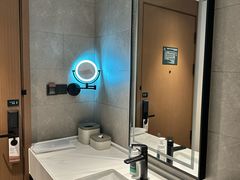 -成都锦华万达琉璃场亚朵酒店