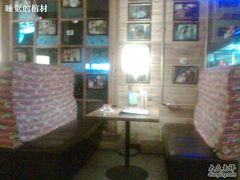 卡座-爱德堡西餐咖啡吧(北师大店)