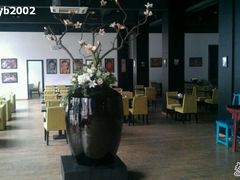 -黄山阿拉酒店(黄山风景区换乘中心店)