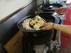 -黄阿姨锅贴大王(万航渡路店)