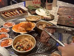 -鑫釜山海鲜烧烤(鑫丰国际店)