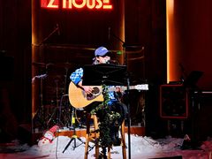 -TZ House音乐现场(来福士中心店)