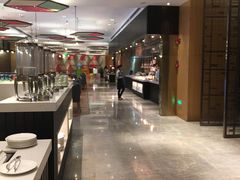 自助取餐区-荆州绿地铂骊酒店·铂雅全日自助餐厅