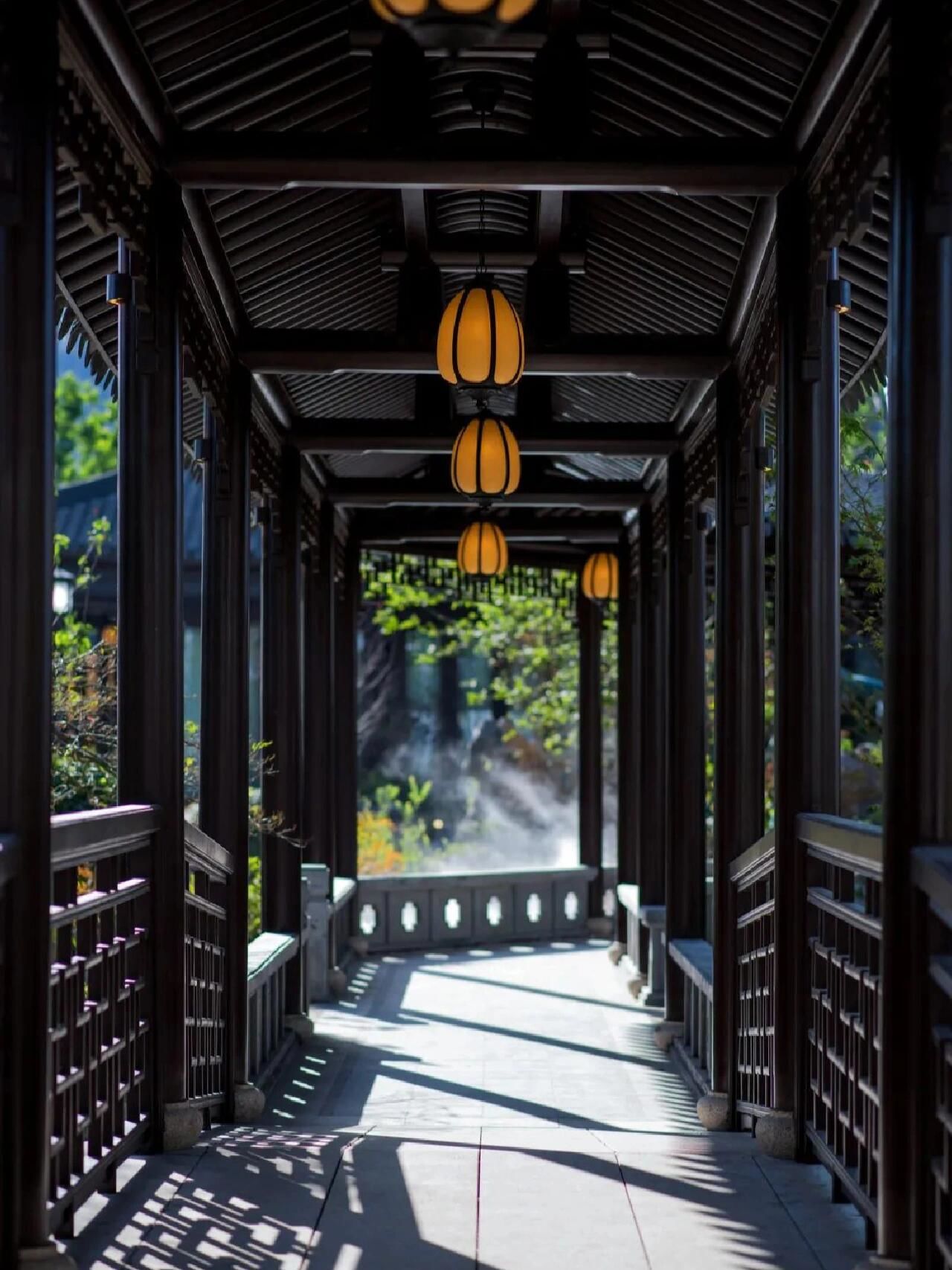 中式庭院的连廊美学
