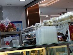 -白玉兰食品甜凤店(合生汇店)