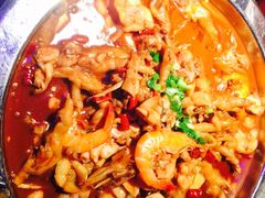 -胖哥俩肉蟹煲(济南世茂国际广场店)
