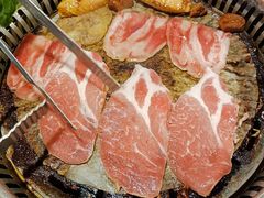 -金滏山烤肉·海鲜·火锅自助餐厅(襄阳万达店)