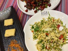 -香巴拉云南餐厅(华莱坞店)