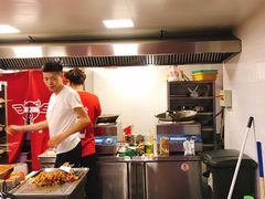 -乐彡炸串·烤苕皮(西单华威约饭街店)