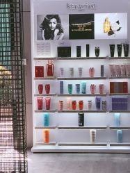 -塞巴斯汀SEBASTIAN专业美发店