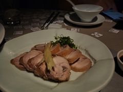 -穹六人间 people 6(岳阳路店)