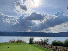 -昆明春城湖畔度假村