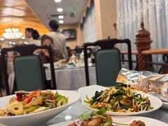 -汗腾格里·风味餐厅(新疆驻京办店)