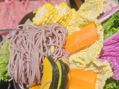 -菌自由丨野生菌火锅特色庭院餐厅(丽江古城店)