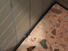 -桔子酒店(上海西藏北路地铁站店)