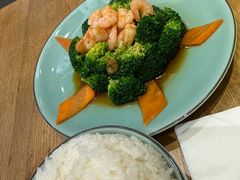 西兰花虾仁-缸鸭狗(天一广场店)