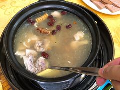 -濠轩阁特色生蚝火锅(水湾路店)