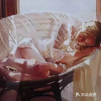 油画人物肖像作为一种绘画题材，除了塑造准确完美的艺术