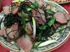 和桃花炒腊肉-乡土特色.冷锅鱼.牦牛肉汤锅