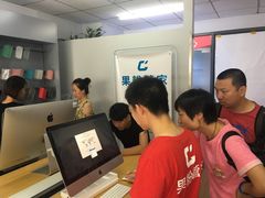 -果粉管家苹果维修·苹果哥科技(中关村科贸中心写字楼店)