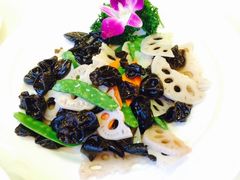 -新粤新疆菜清真餐厅(拱北店)