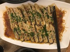 -上海玫瑰园度假酒店