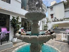 -Mark&Mars Restaurant