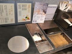 -喜茶(北京华贸购物中心店)