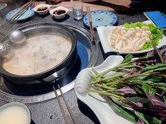 -大匠工房古船木艺术餐厅·猪肚鸡专门店(长白仙岛店)