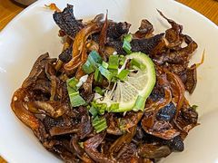 -隔壁老王·家常云南菜(花巷店)