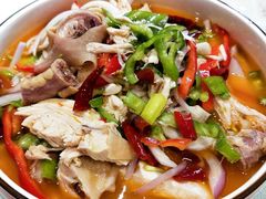 新疆椒麻鸡-疆山别院·木垒羊·新疆菜烧烤(铁路局店)