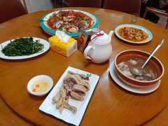 客家咸鸭-芳华轩•客家菜馆(梧桐山店)