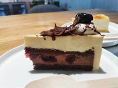 黑森林蛋糕-山下C5cafe(惠通时代广场店)