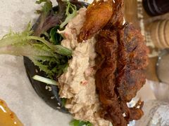 -FLOVIE FLORIST CAFE