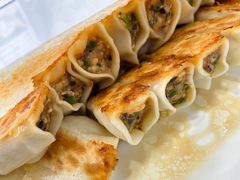 猪肉三鲜锅贴-大肚水饺锅贴·家常融合菜(新港店)