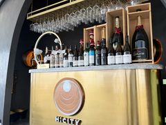 -Hi City·城市之巅