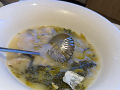 -严记小天府酸菜鱼(西四路店)