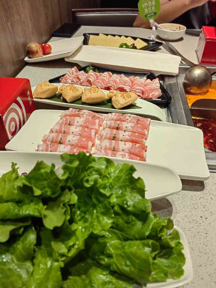 海底捞火锅(银泰创意城店)-"嗯,创意城的这家海底捞已经来过好多次了