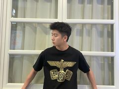 -枫叶小镇奥特莱斯